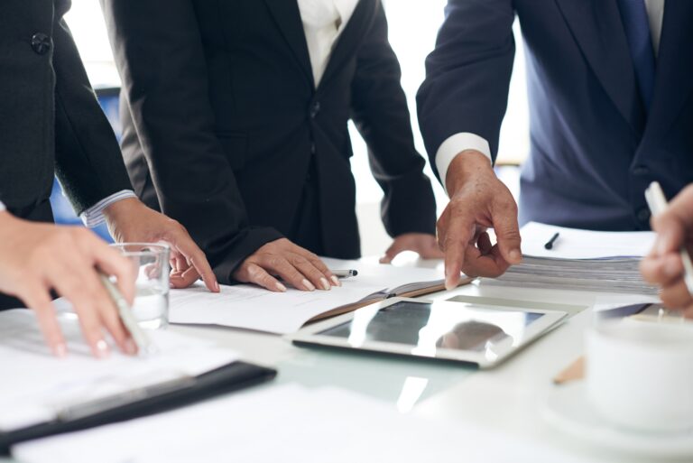 Discussing busines report with colleagues