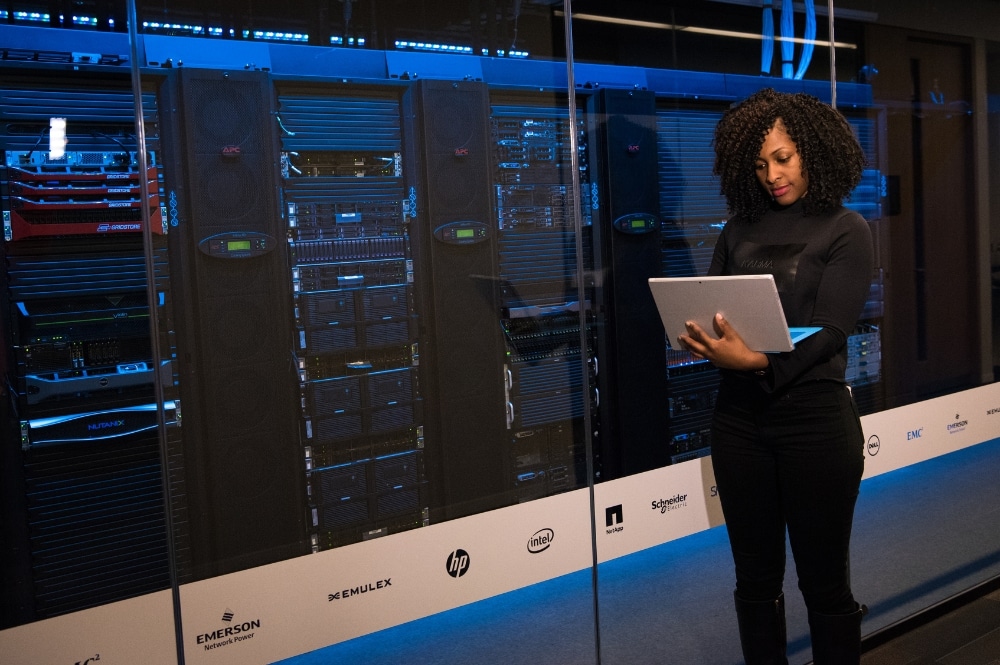 SOC y NOC dos centros una operacion digital mas segura y eficiente